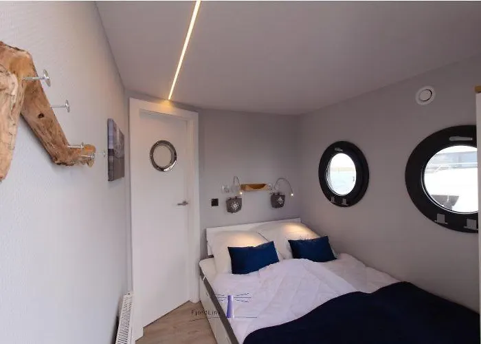 Hausboot Fjord Auriga Mit Biosauna In Appartement